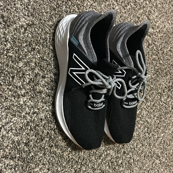 Brand new! These are really cute brand new balances they just don’t fit me - Picture 3 of 5